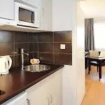 מלון דירות Residhome 3*