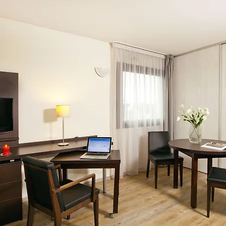 Апарт-отель Residhome 3*
